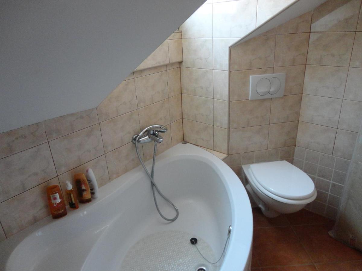 Apartment Gliha Jelsa  Esterno foto