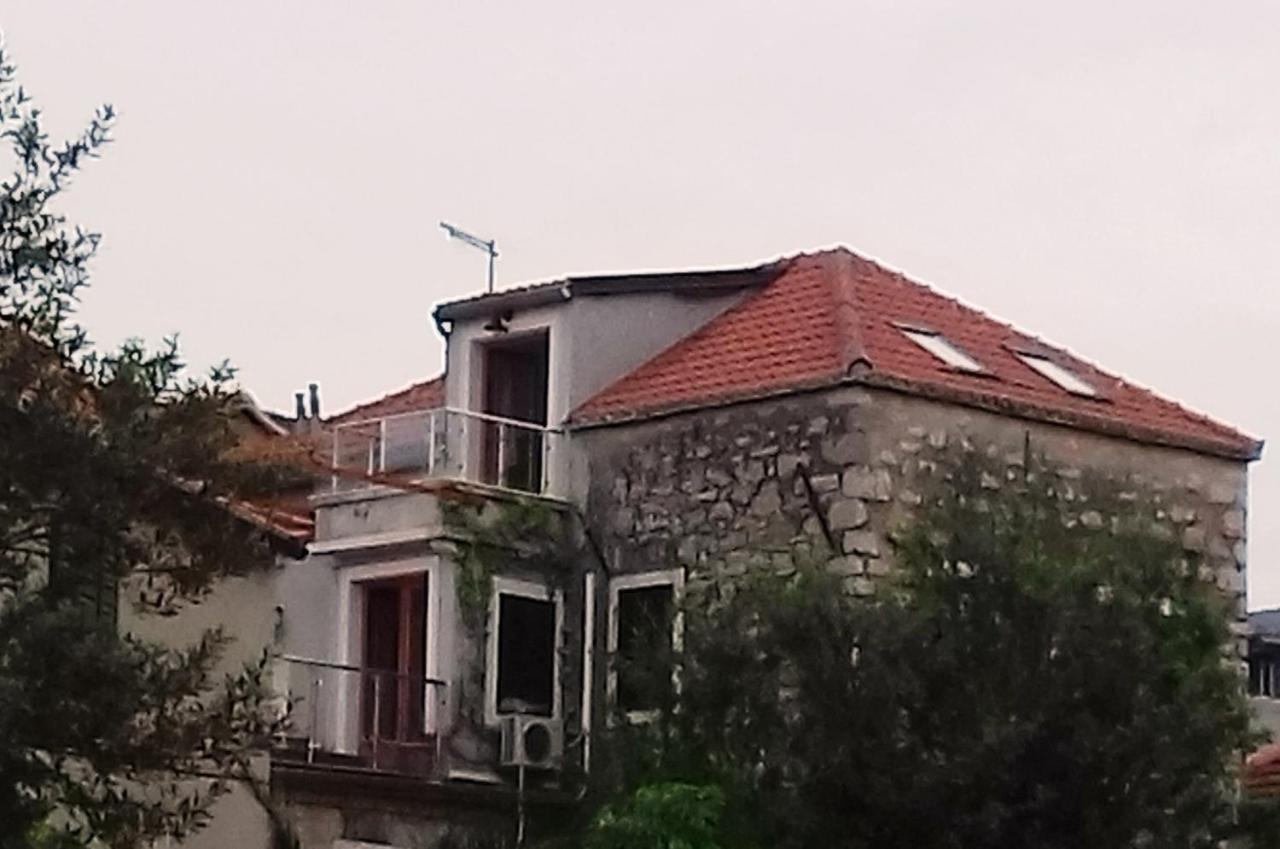 Apartment Gliha Jelsa  Esterno foto